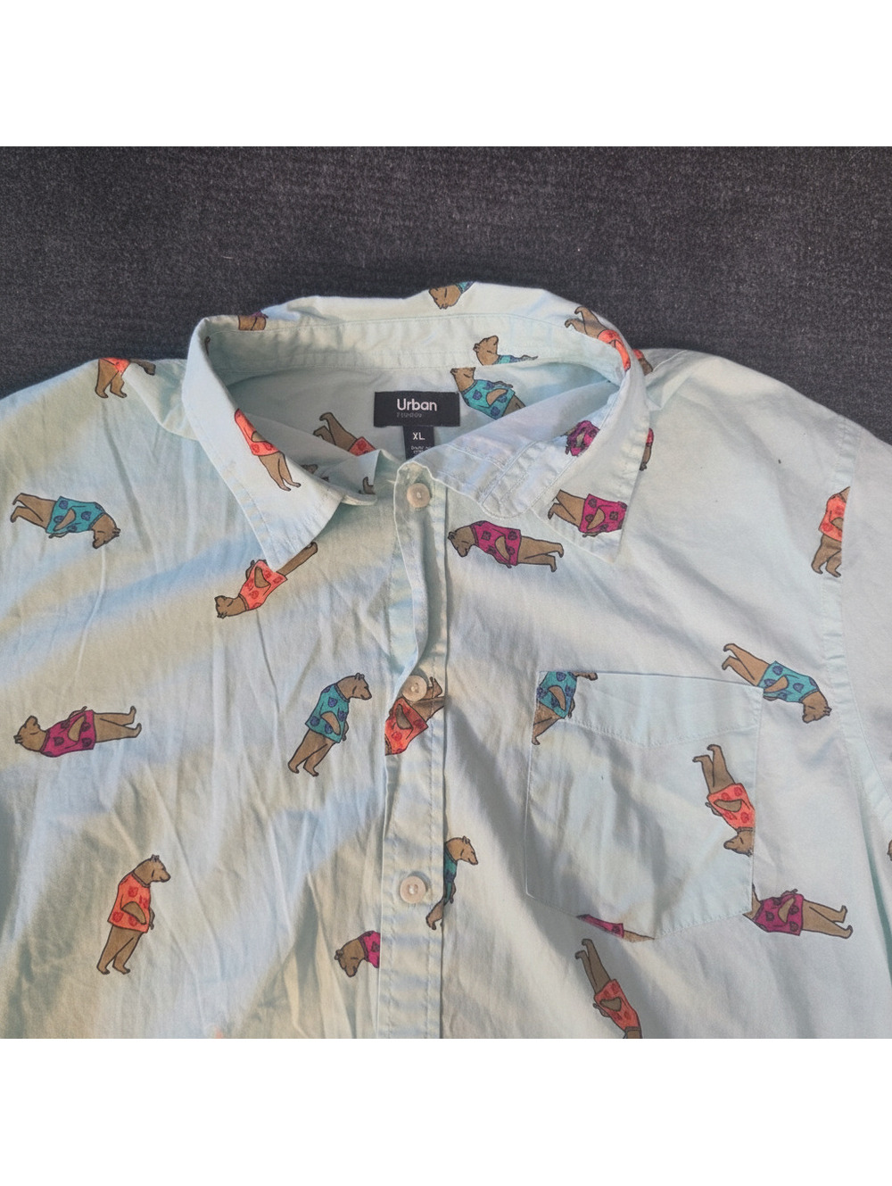 Urban Pipeline XL Short Sleeve Button-Up Shirt Winnie-the-Pooh Print